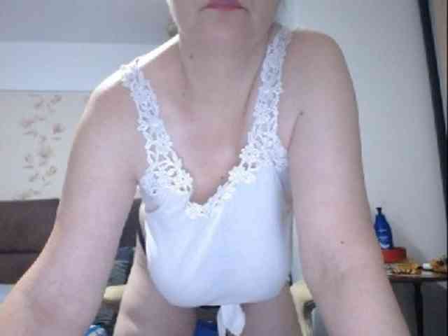 mary-x webcam