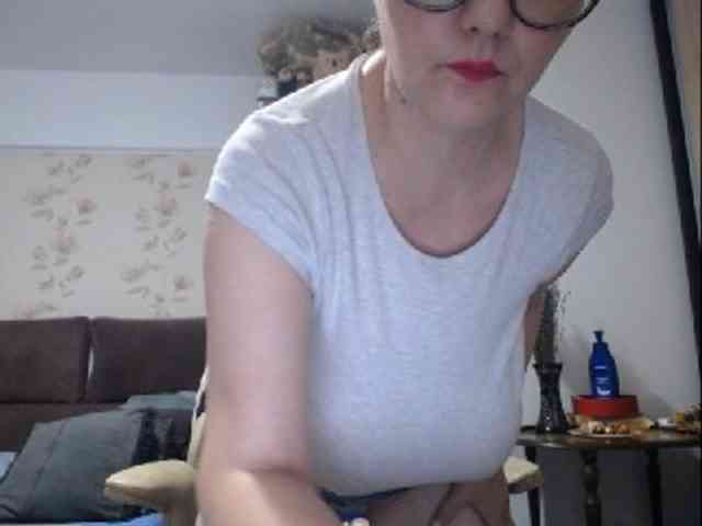 mary-x webcam