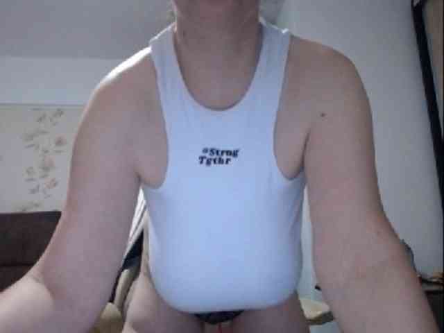 mary-x webcam