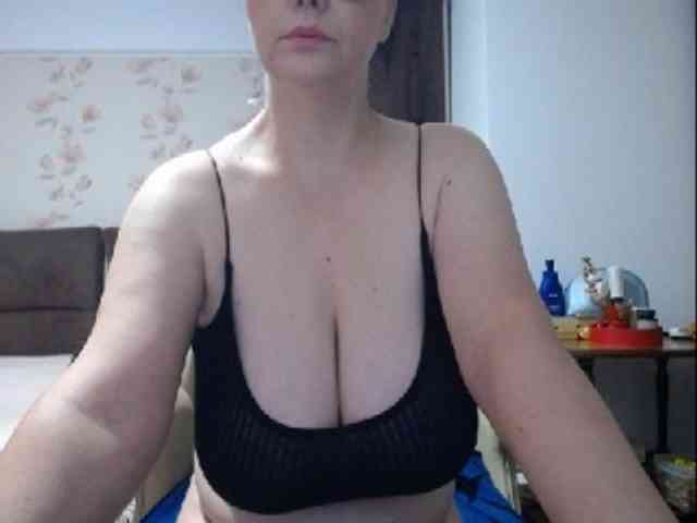 mary-x webcam