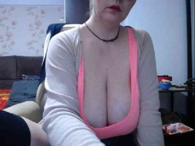 mary-x webcam