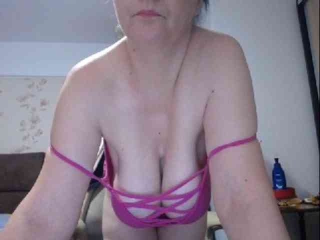 mary-x webcam
