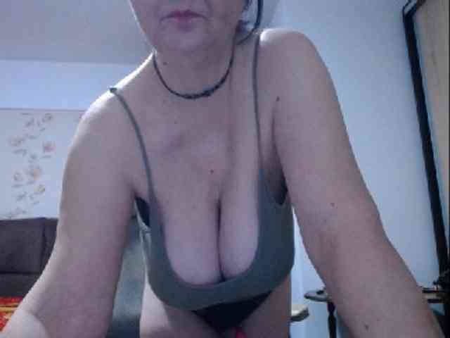 mary-x webcam