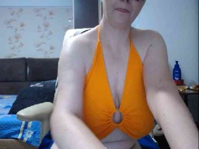 mary-x webcam