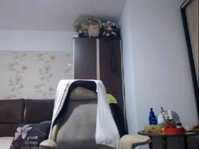 mary-x webcam