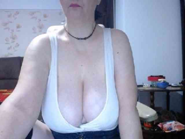 mary-x webcam