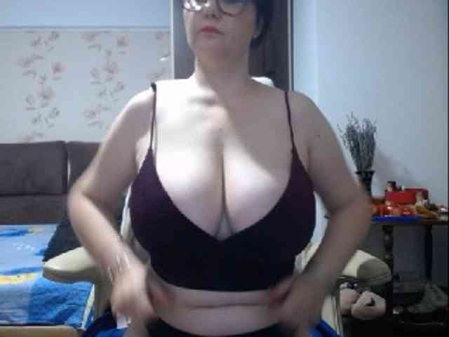 mary-x webcam