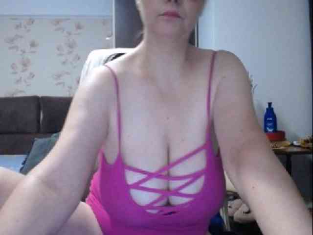 mary-x webcam