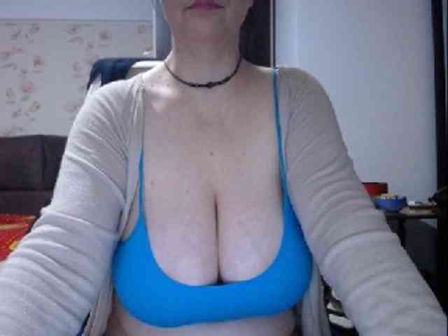 mary-x webcam