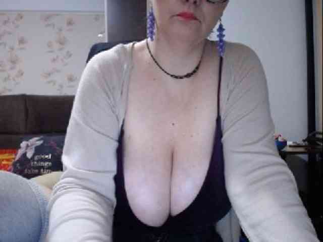 mary-x webcam