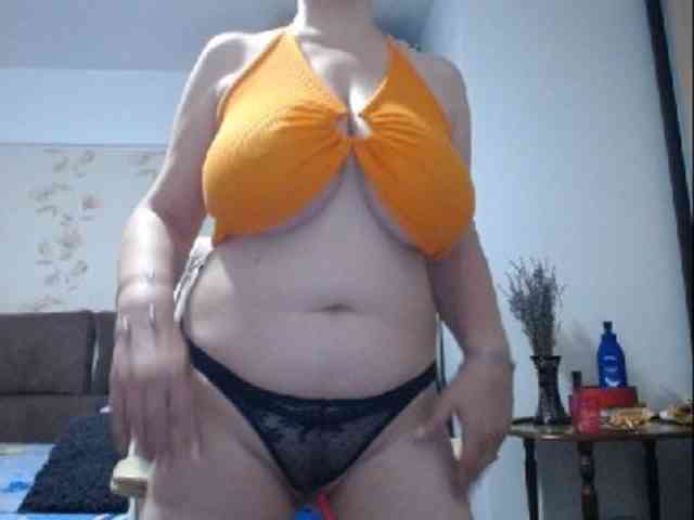 mary-x webcam