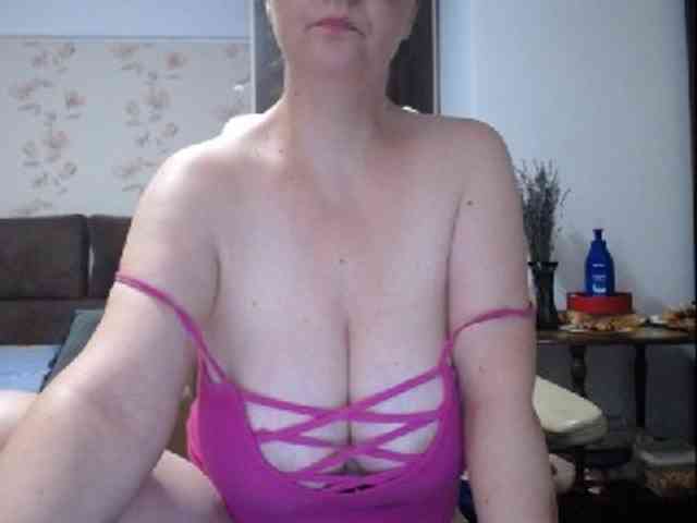 mary-x webcam