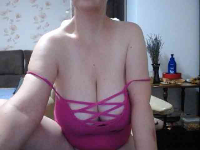 mary-x webcam