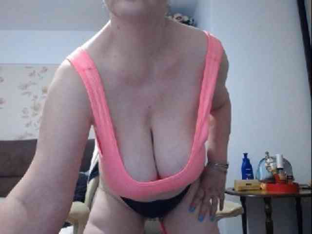 mary-x webcam