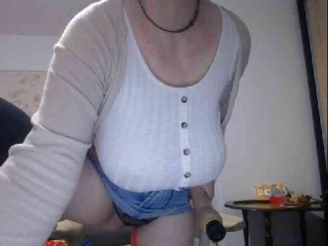 mary-x webcam