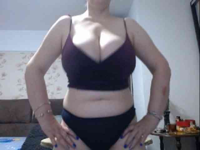 mary-x webcam