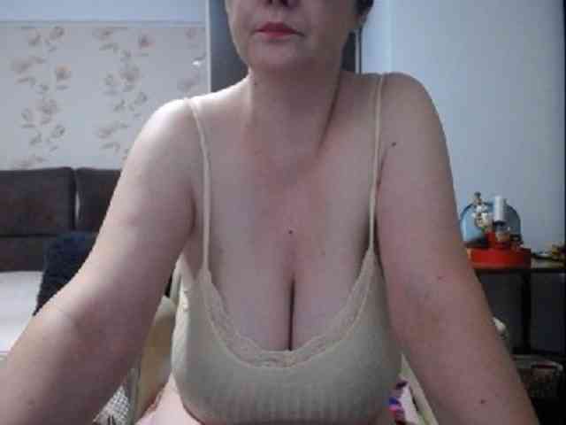 mary-x webcam