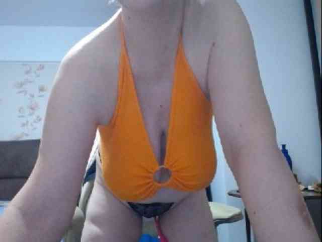 mary-x webcam