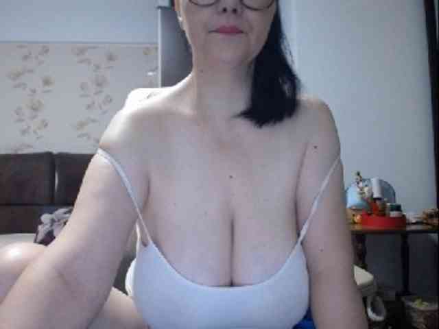 mary-x webcam