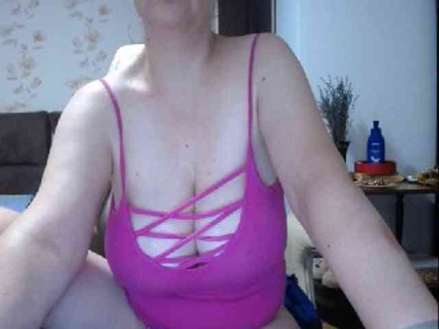 mary-x webcam
