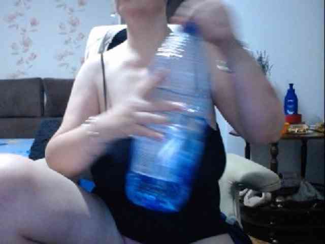 mary-x webcam