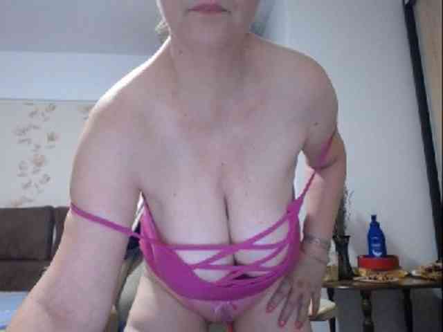 mary-x webcam