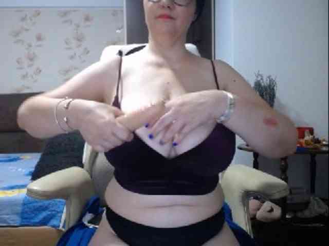 mary-x webcam