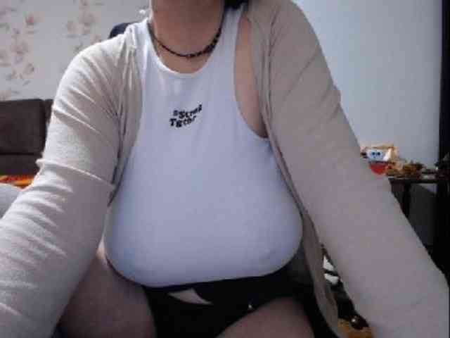 mary-x webcam