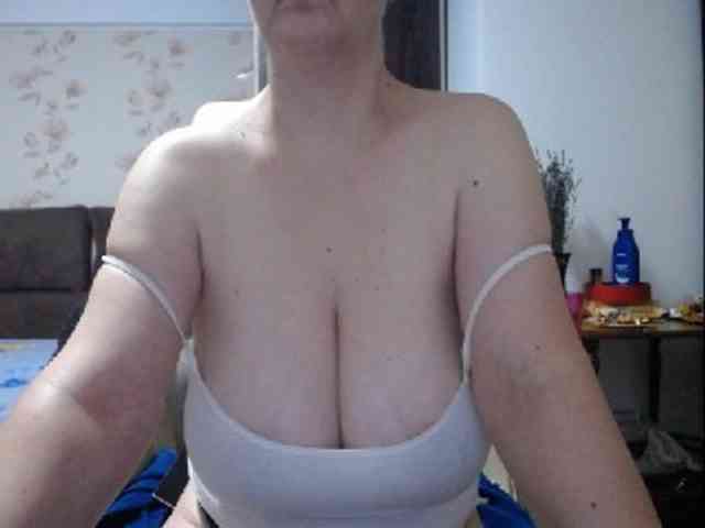 mary-x webcam