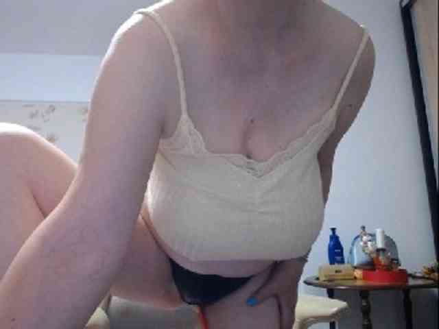 mary-x webcam