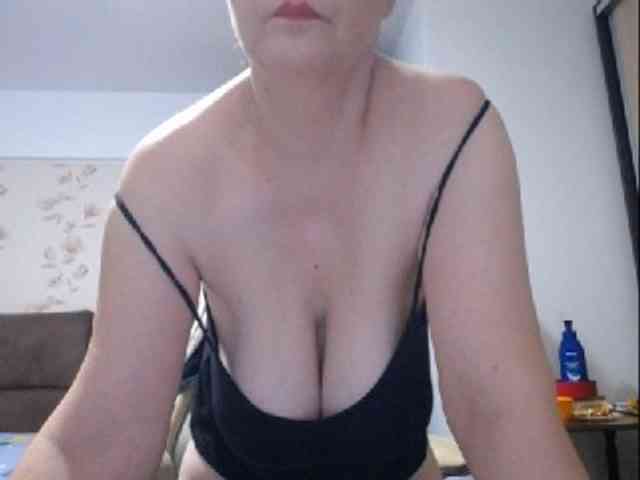 mary-x webcam