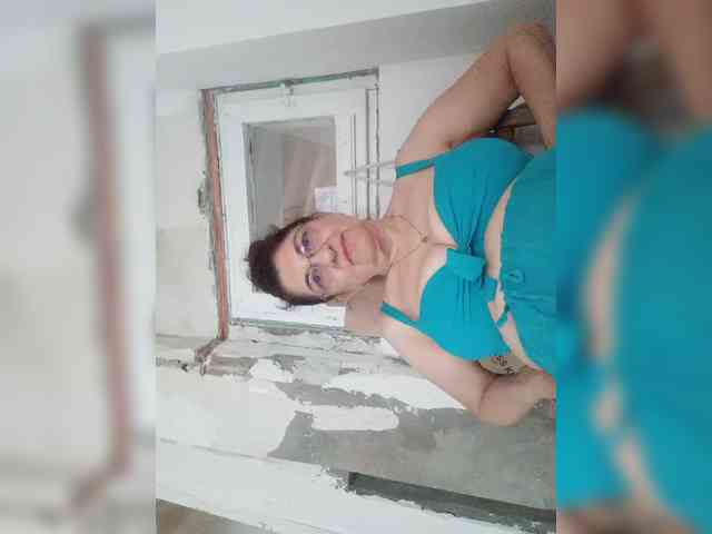 albinochka44 Live Webcam on BongaCams