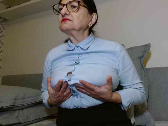 albinochka888 webcam