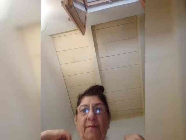 albinochka888 webcam