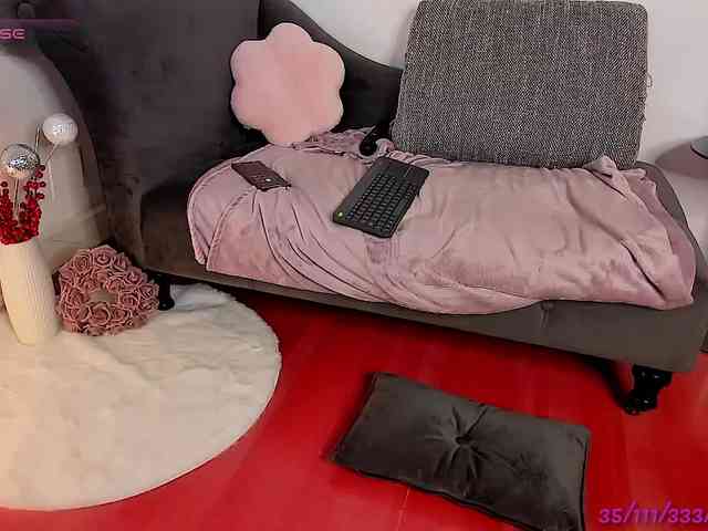 VanessaFox__ webcam