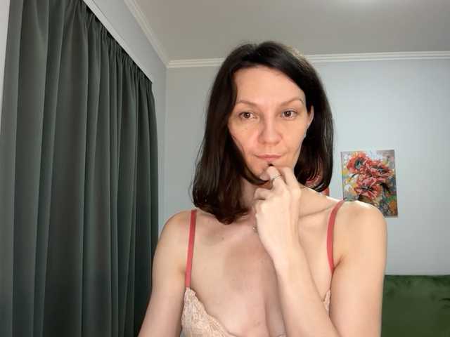 Discover the turned on 36 years old blprincess from BongaCams as she gets bonkers blprincess from BongaCams