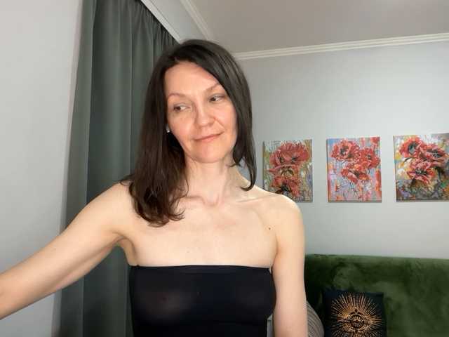 le modèle _lastochka_ est en webcam porno dans un show sur le site bongacams, il possède les tags suivants: White/Caucasian,Brunette,Trimmed