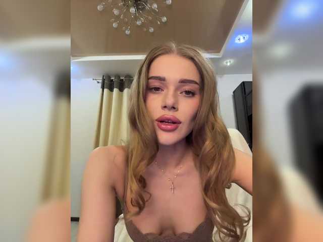 KatrineStorm's BongaCams show and profile