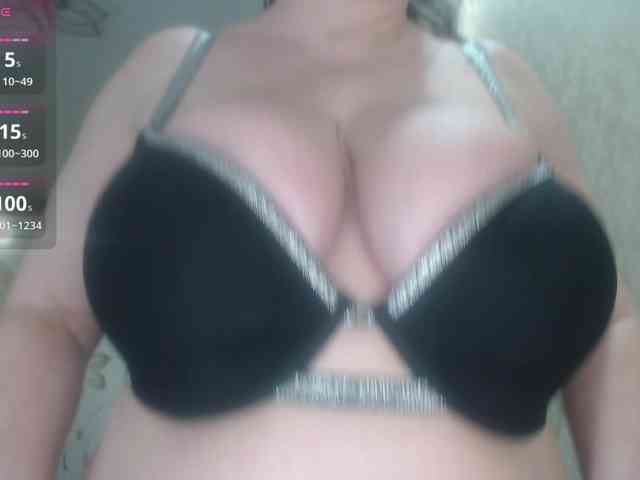 Spinners Live Webcam on BongaCams