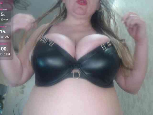 Spinners Live Webcam on BongaCams