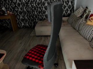 Charlotte4u Porn Show