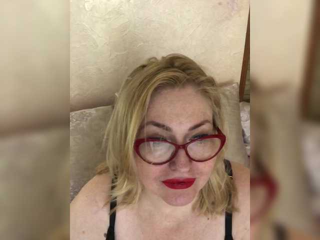 1Darina's BongaCams show and profile