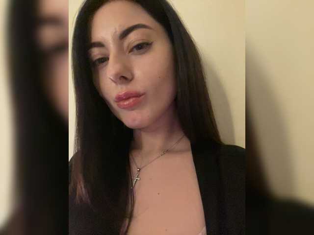 annasexyyy's BongaCams show and profile