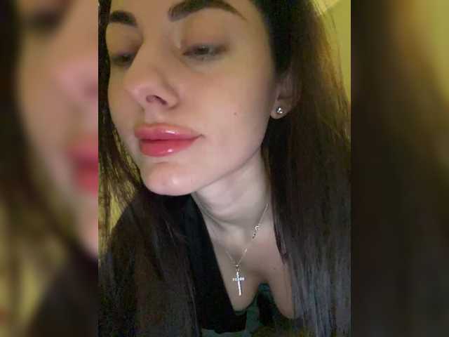 annasexyyy's BongaCams show and profile