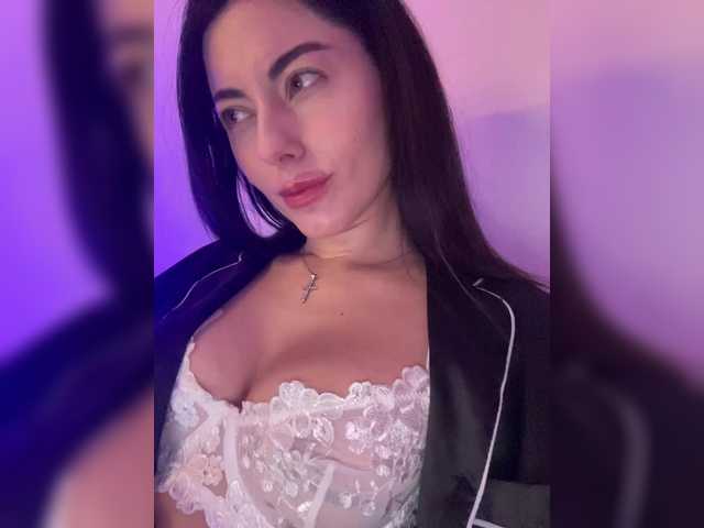 annasexyyy's BongaCams show and profile