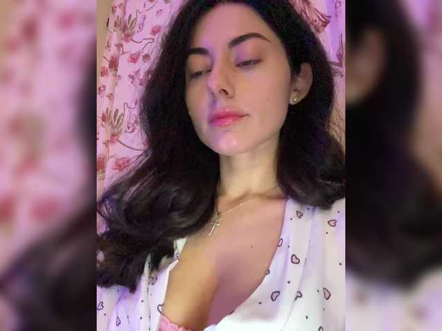 annasexyyy's BongaCams show and profile