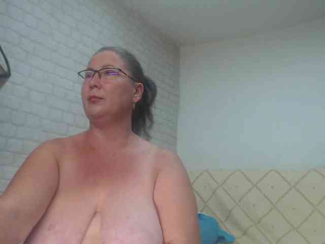 emmasquirt69 webcam