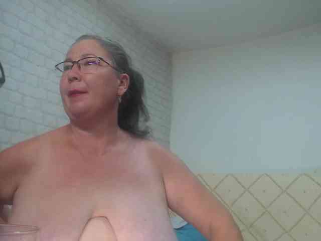 emmasquirt69 webcam