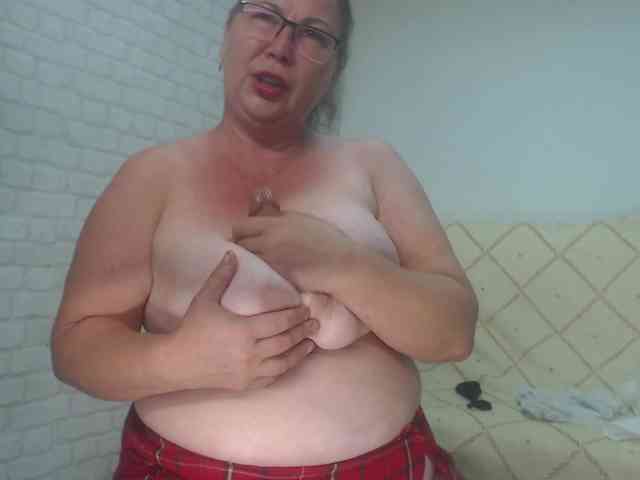 emmasquirt69 webcam