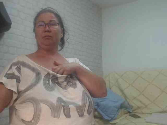 emmasquirt69 webcam